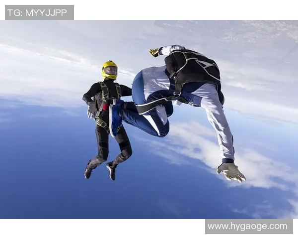 武汉攀岩队勇攀高峰的极限运动嘉年华精彩历程揭秘